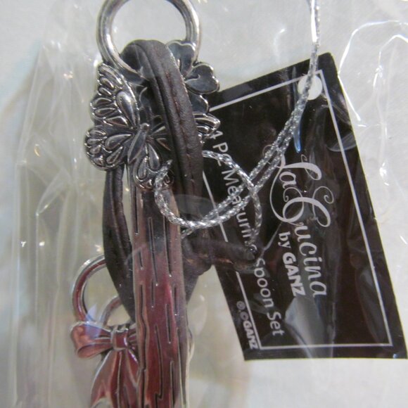 Ganz 4 Piece Metal Measuring Spoon Set Cats New in Box - Picture 3 of 14